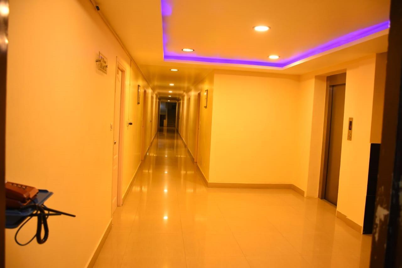 Hotel Palacial Pondi Puducherry Exterior foto